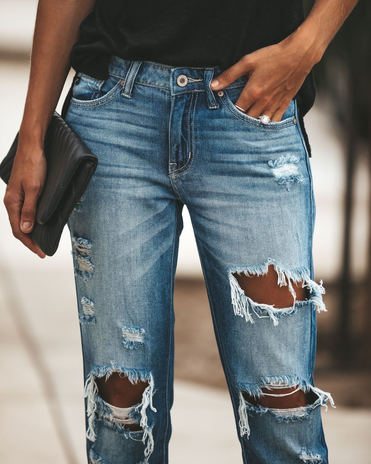 Vintage Edge Distressed Jeans